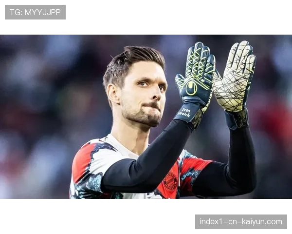 乌尔赖希年薪150万欧 老将薪资体现拜仁薪资梯度